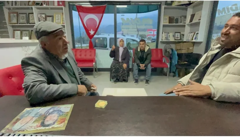Satın aldığı dolabın içinden 12 tam altın çıktı