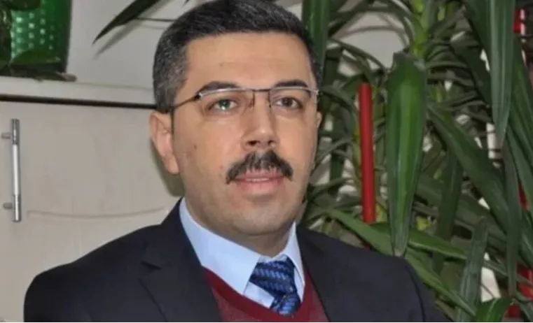 İstanbul Barosu Yönetim Kurulu Üyesi Fırat Epözdemir gözaltına alındı