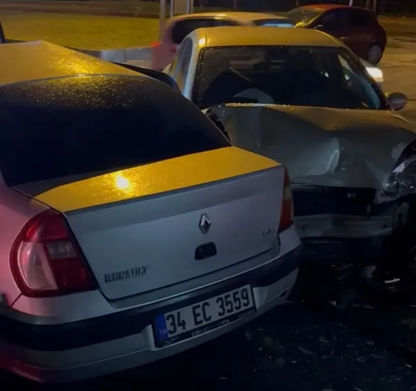 Alkollü sürücü kazaya sebep oldu: Anne ve bebeği yaralandı