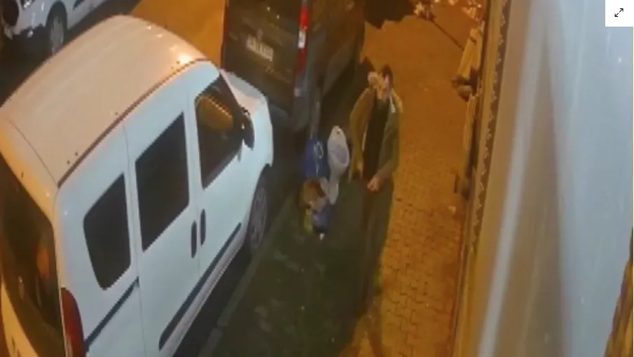 İş insanına tehdit! Evini kurşunlayıp telefondan dinlettiler!