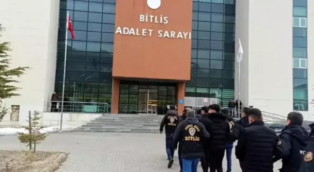 Bitlis ve Diyarbakır