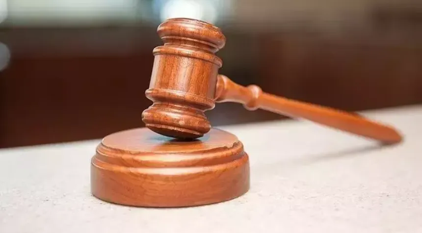 Müstehcen animasyon izleten öğretmene 21 yıl istendi