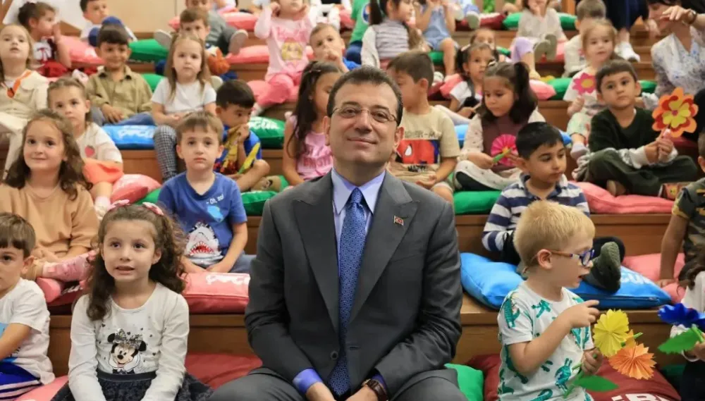 Gözaltındaki İmamoğlu