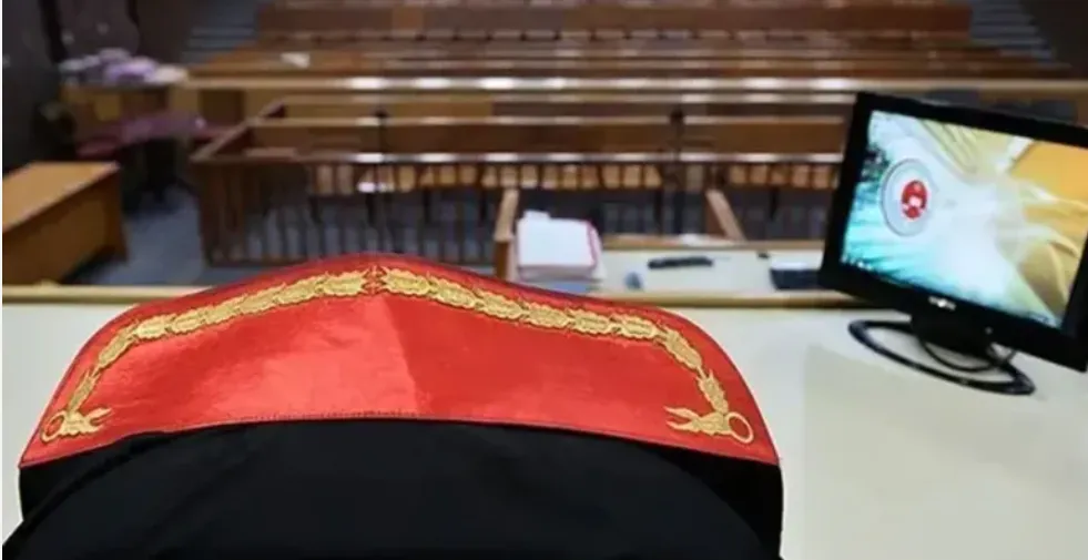 Bağımsız belediye başkanı ve 5 kişi gözaltına alındı