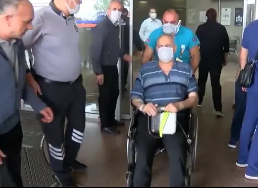 Üniversite hastanesinde yangın! Hastalar tahliye ediliyor...