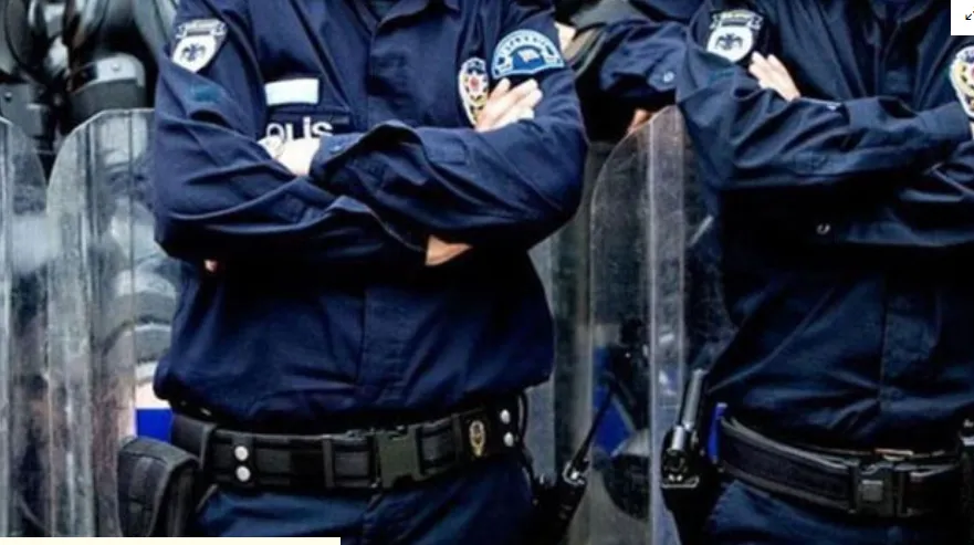 Polis memuru canına kıydı!
