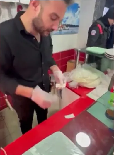 Çiğ köfte dükkanında uyuşturucu sattılar!