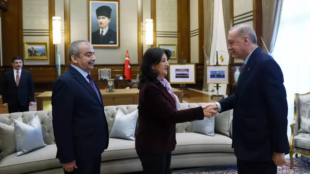 Erdoğan ve DEM Parti Külliye’de Yüz Yüze: 