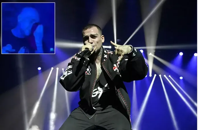 Ezhel konserinde iğrenç olay! Yaptığı hareketle hayrete düşürdü