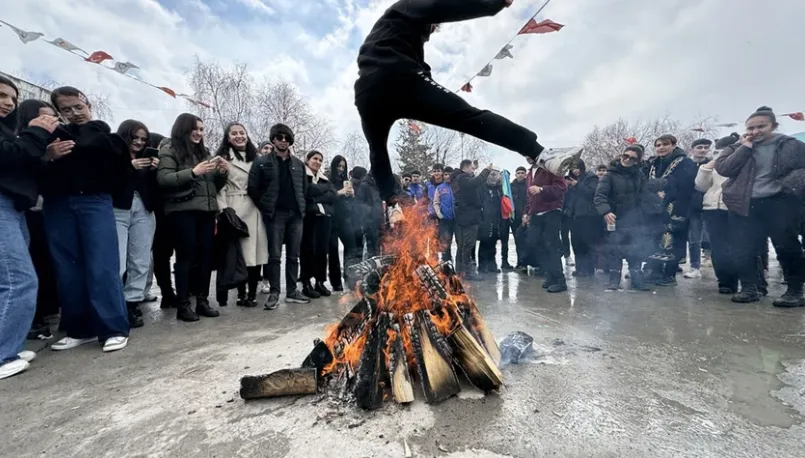 Bir Resmi Bayram Daha Oluyor. AK Parti Harekete Geçti