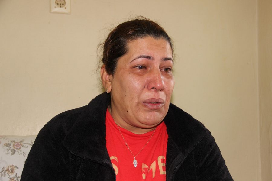 Acili Anneden Uyusturucu Batagina Düsen Küçük Kizi Için Yardim Çigligi