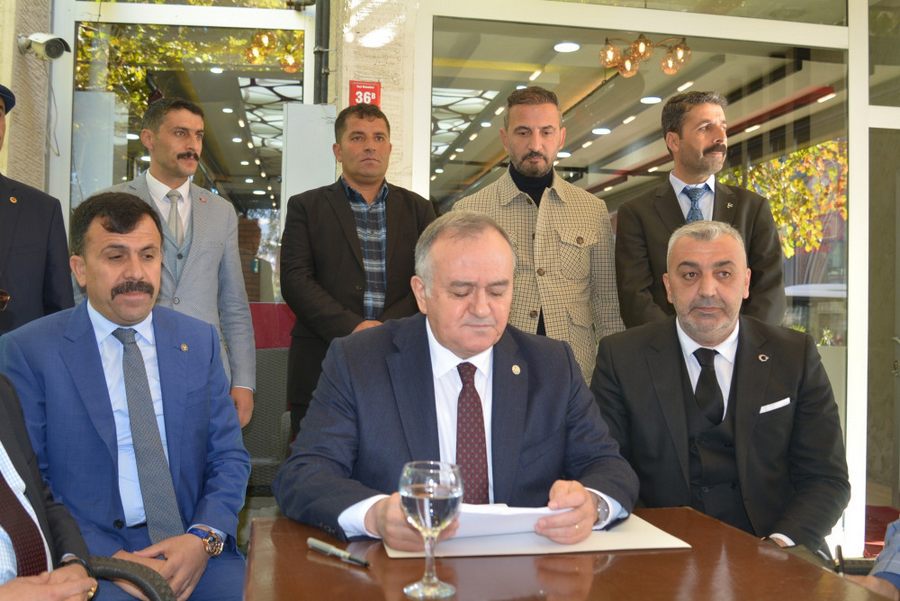 MHP’li Akçay: ’’Terör, Hakkari’nin 35 Yilini Heba Etmis’’